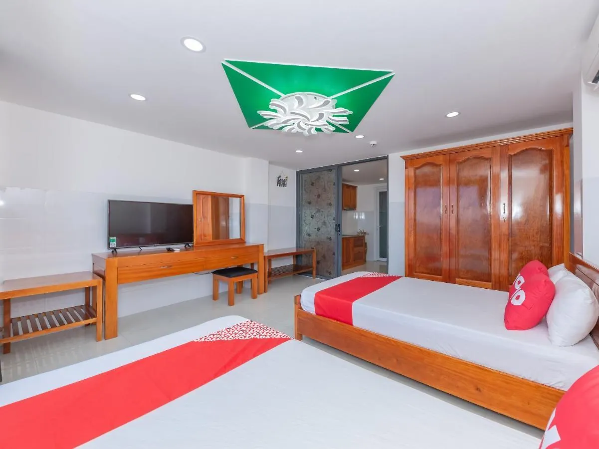 Oyo 1028 Flower House Apartment Nha Trang