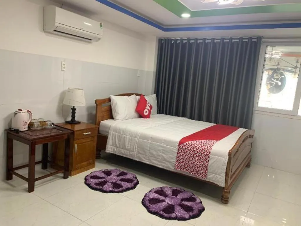 Hotel Oyo 1028 Flower House Apartment Nha Trang
