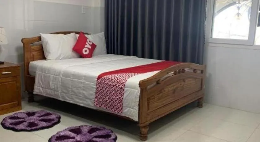 Oyo 1028 Flower House Apartment Nha Trang