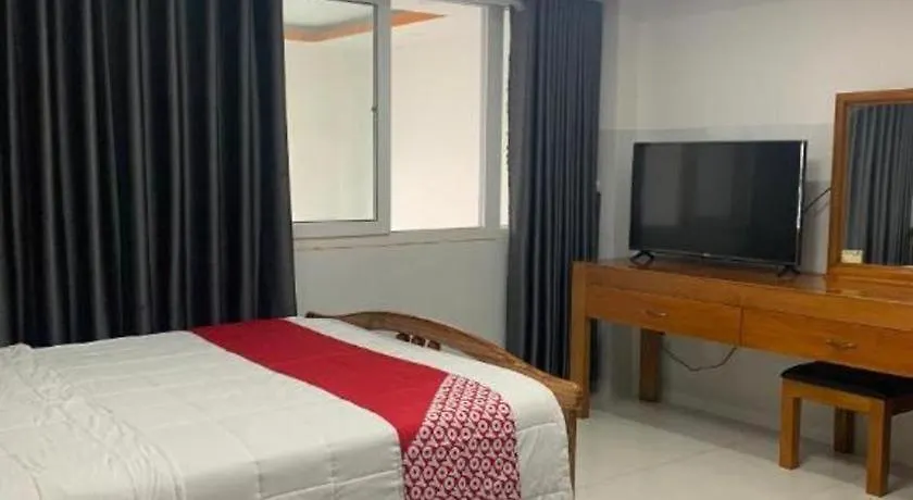 Oyo 1028 Flower House Apartment Nha Trang