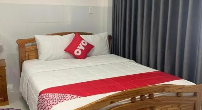 Hotel Oyo 1028 Flower House Apartment Nha Trang